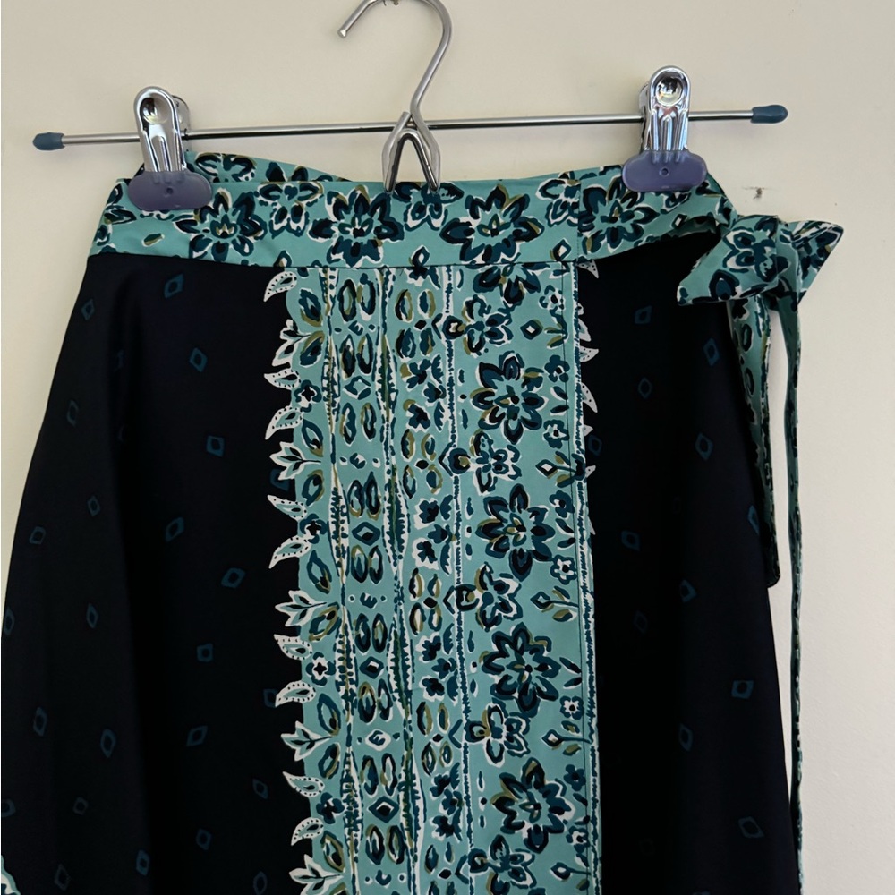 🔴NWOT🔴, Gorgeous Talbots Women’s Wrap Skirt, Size 8 - Picture 4 of 6